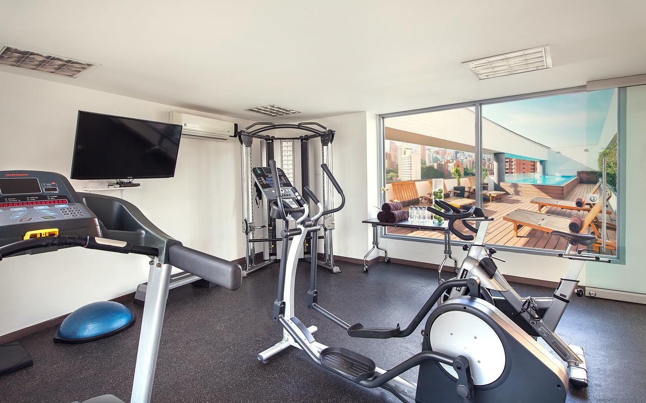 Sites Hotel 메딜린 외부 사진 The gym at the hotel