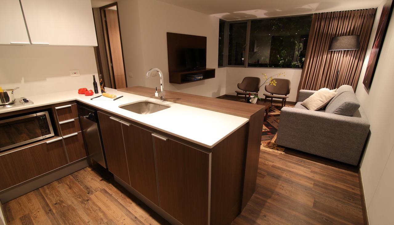 Sites Hotel 메딜린 외부 사진 A modern open-plan kitchen